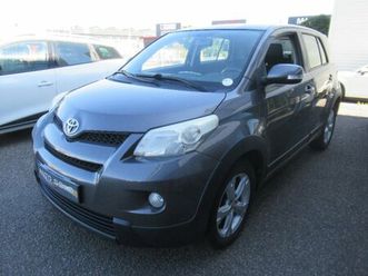 toyota urban cruiser 90 d-4d awd en l etat