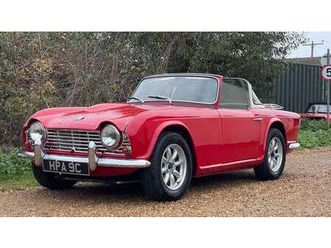 1965 triumph tr4 rouge manuel, 4 vitesses conduite à droi...