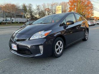2012 toyota prius three