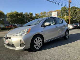 2014 toyota prius c two