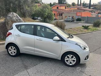 hyundai i10 bz/gpl unipro' perfetta x neopatentati
