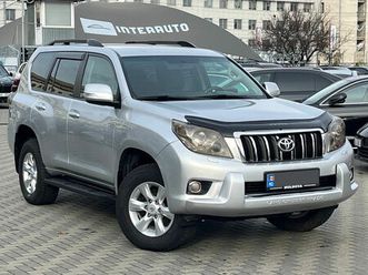 toyota land cruiser prado an. 2011
