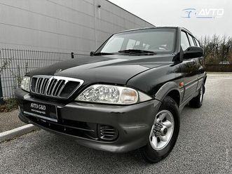 ssangyong musso 2.3 turbo diesel-4x4-190.000-klima-vlečna naprava
