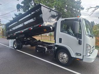 2020 chevy / isuzu c5500 dump truck low miles