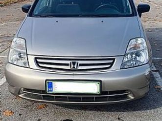 honda stream 1.7i es
