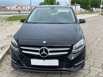 mercedes-benz b 180 urban maio/16