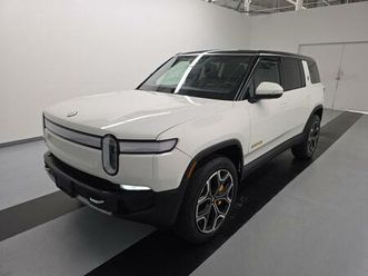 used-2022-rivian-r1s-launch-edition