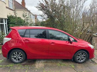 2.0 d-4d icon euro 5 5dr