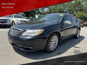2011 chrysler 200 limited