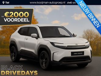 toyota urban cruiser - active 49 kwh €30.995, - rijklaar nu €2.000, - voordeel nu extra scherp geprijsd