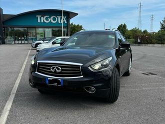 infiniti fx30 ds ramnicu valcea