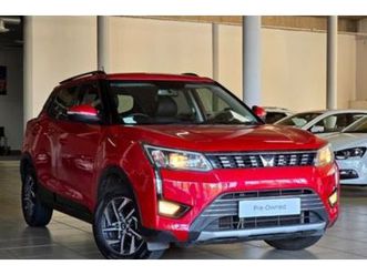 2023 mahindra xuv 300 1.5d | w8