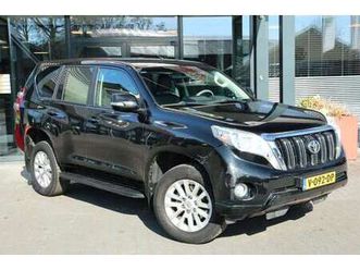 2.8 d-4d 5drs a/t van