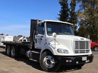2014 freightliner m2 112