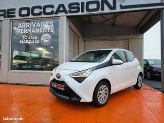 toyota aygo 1.0 vvt-i 72ch x-play 5p