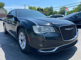used 2018 chrysler 300 touring