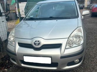 toyota corolla verso essence 7 places automique climatisée