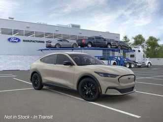 2025 ford mustang mach-e select