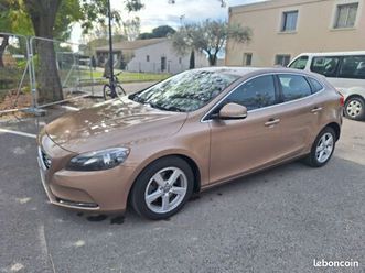 volvo v40 d2 115 ch momentum business powershift