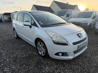 peugeot 5008 hdi 1.6 115 cv allure
