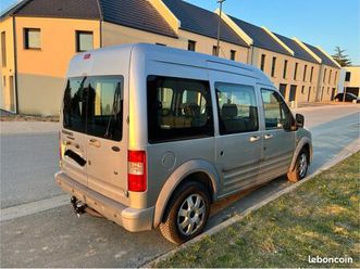ford tourneo connect 8 places