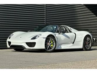 2015-porsche-918-spyder