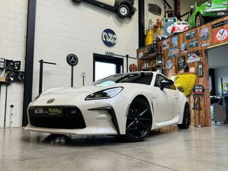 toyota 2.4 boxer - 30.000 km - automaat - topstaat -