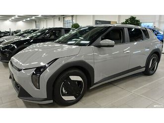 earth fwd 58,3kwh 204hv premium 5d