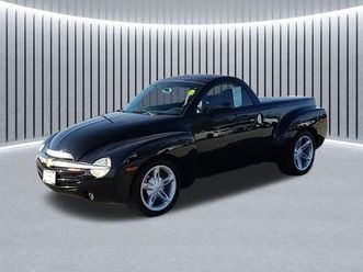 2004 chevrolet ssr base