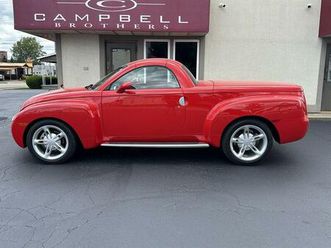 used 2004 chevrolet ssr ls