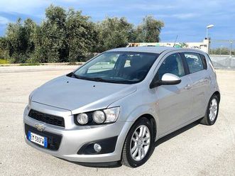 aveo aveo 1.2 86cv gpl 5 porte lt uniproprietario neopatentati