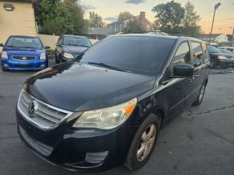 2011 volkswagen routan se