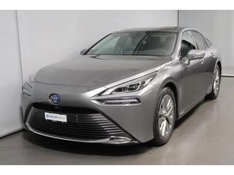 toyota mirai fuel cell premium: réserver un essai sur route !