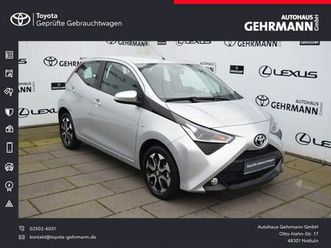 toyota aygo aygo x-play club*carplay*