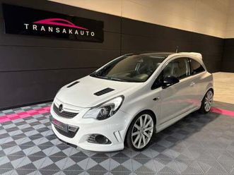 opel corsa 1.6 turbo - opc nurburgring 210ch - édition limitée / échappement sport / sièges bacquets