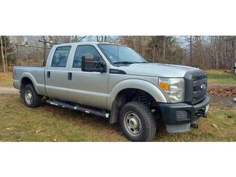 2015 ford f-250 xl super duty crew cab 4x4