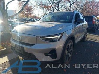 used 2023 volvo xc40 recharge pure electric twin plus