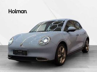 funky cat 300 48kwh nav temp led pdc