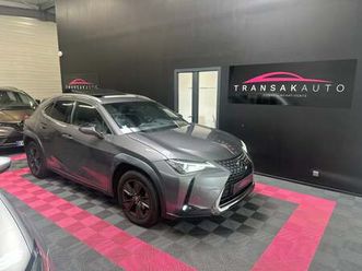 lexus ux ux 250cv 2wd luxe + attelage + toit ouvrant + sièges chauffants + caméra