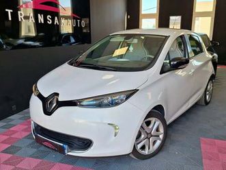 renault zoe zen gamme 2017 r90 / entretien ok / batterie en location / ecran tactile