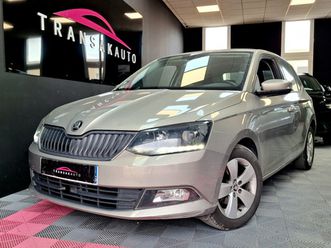 skoda fabia combi 1.2 tsi 90 ch greentec style / entretien ok / car play / clim auto / radars de stationnement