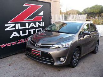 1.6 d-4d tetto..pack safety..retrocamera..