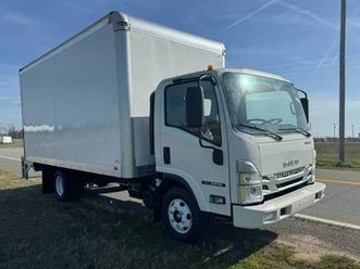 2019 isuzu npr box truck