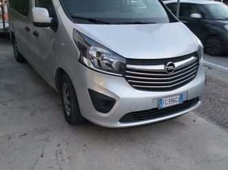 opel vivaro 2016