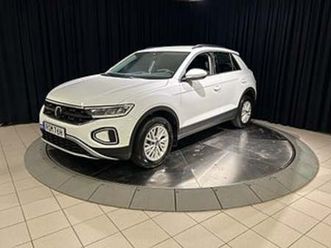 volkswagen t-roc 1.5 tsi act opf kamera adap-fart cockpit 150hk