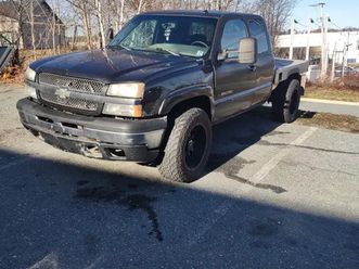 chevy 2500 flatbed diesel