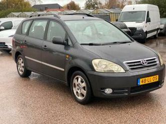 ② toyota avensis verso 7p — toyota — 2ememain