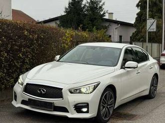 infiniti q50 hybrid awd