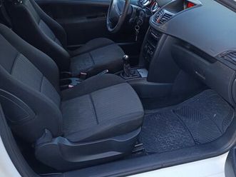 peugeot 207 1.4 hdi 2 lugares novembro/09
