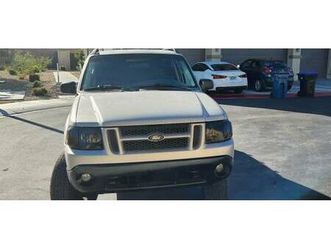 2005 ford explorer sport trac xlt